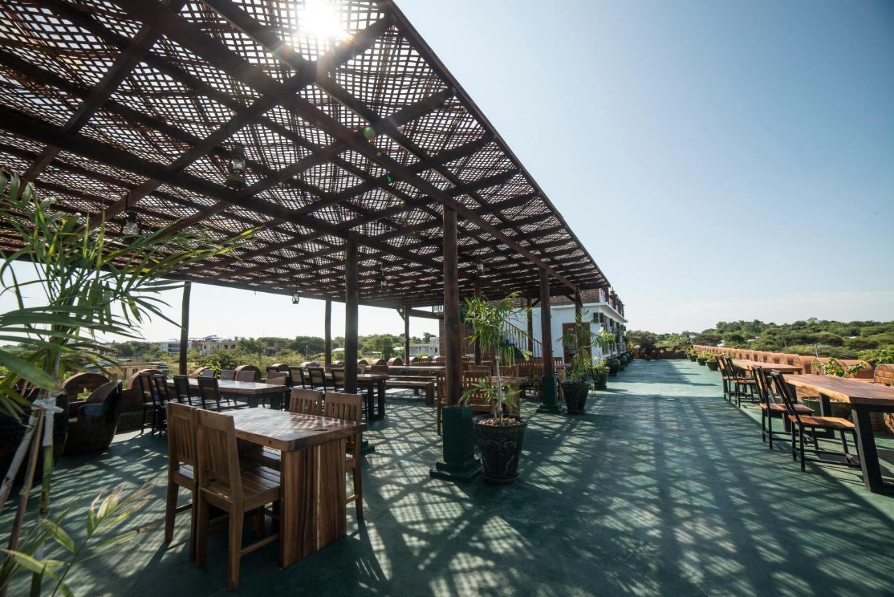Bagan Vertex Hotel Ngoại thất bức ảnh